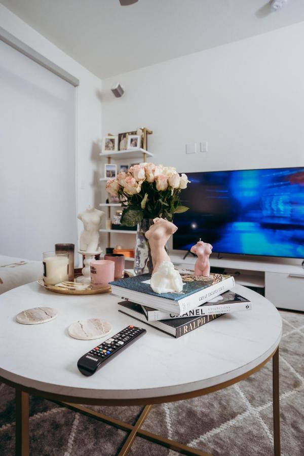 Apartment Luxury 1 Bedroom In The Heart Of West Hollywood/beverly Hills!