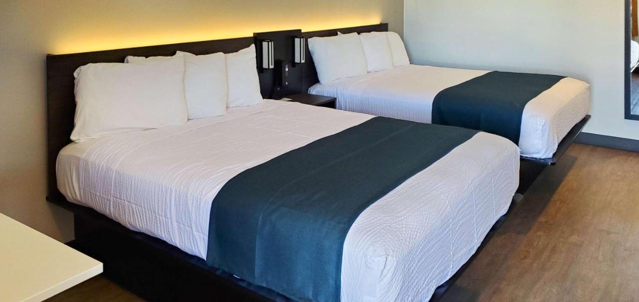 Motel 6 Los Angeles, Ca - Downtown 2*