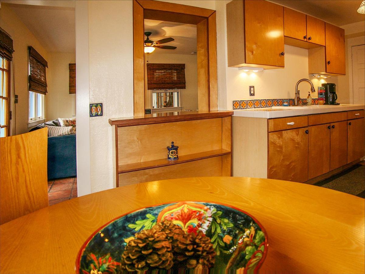 Venice Garden Retreat - Yard, Cabana, Parking, 50 Feet To * Los Angeles