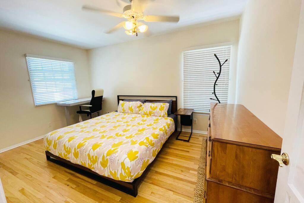 Spacious Family Oasis In Silicon 5mins To Lax Holiday home Los Angeles