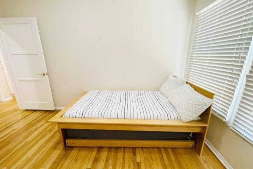 Spacious Family Oasis In Silicon 5mins To Lax * Los Angeles
