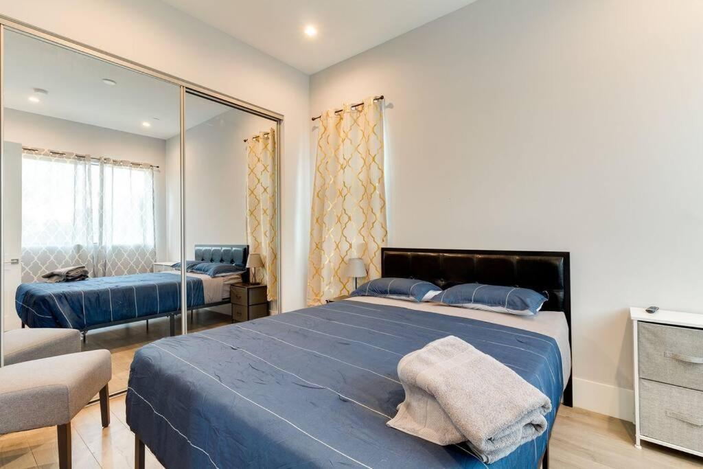 2 New Luxury Modern 3 Story Homes Los Angeles