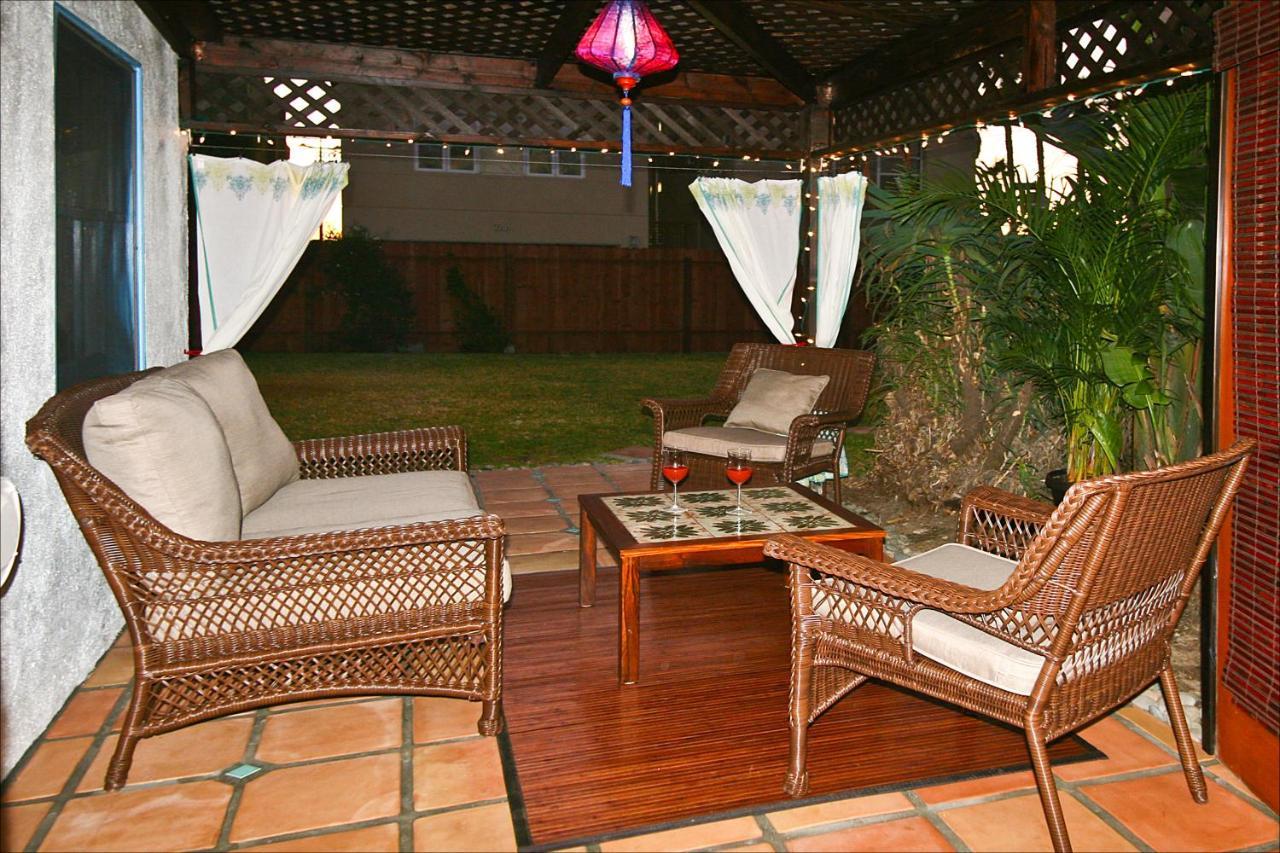 Venice Garden Retreat - Yard, Cabana, Parking, 50 Feet To Los Angeles