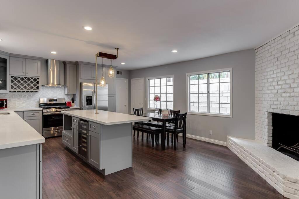 Woodland Hills Zen Modern * Los Angeles