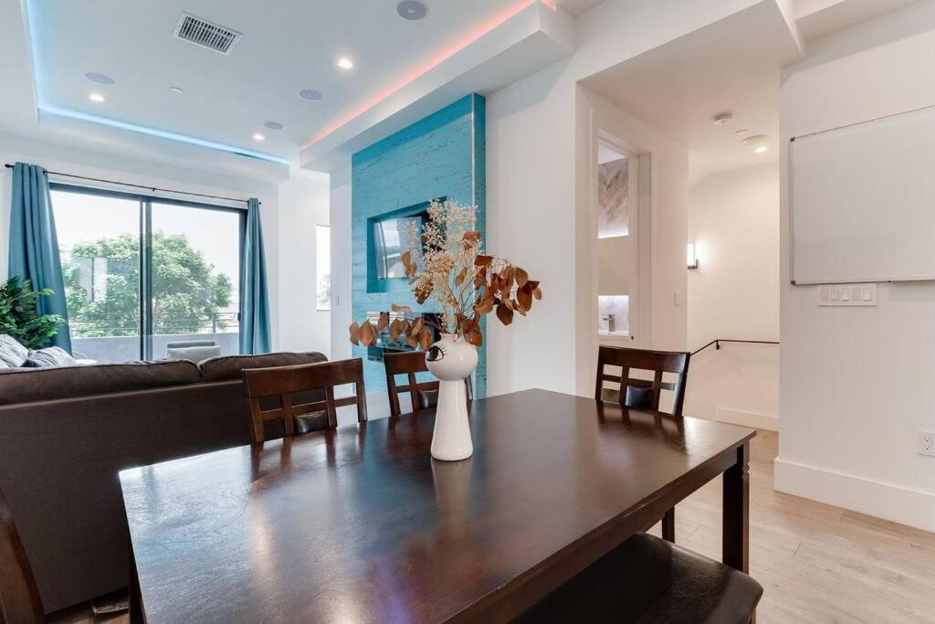 Villa Modern 4 Bedroom Charmer W/ Rooftop Deck #2