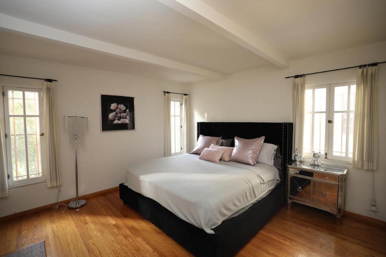 Grand 3bd 2ba Near Melrose Place And Beverly Hills Apartment Los Angeles