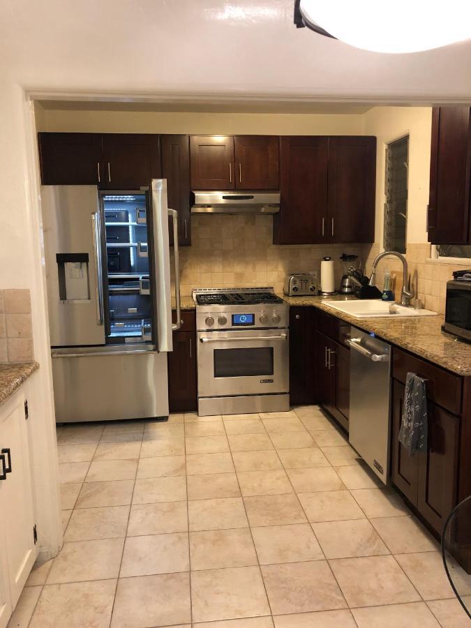Grand 3bd 2ba Near Melrose Place And Beverly Hills Apartment Los Angeles
