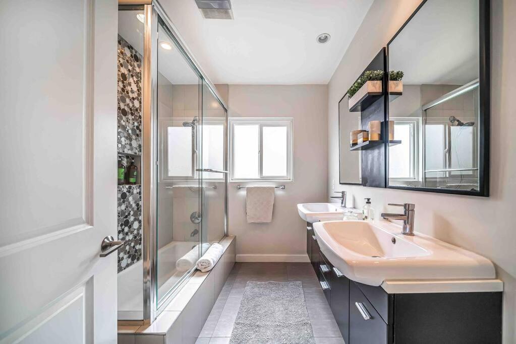 Luxury House Pool & 10 Mins From Hollywood & Universal *