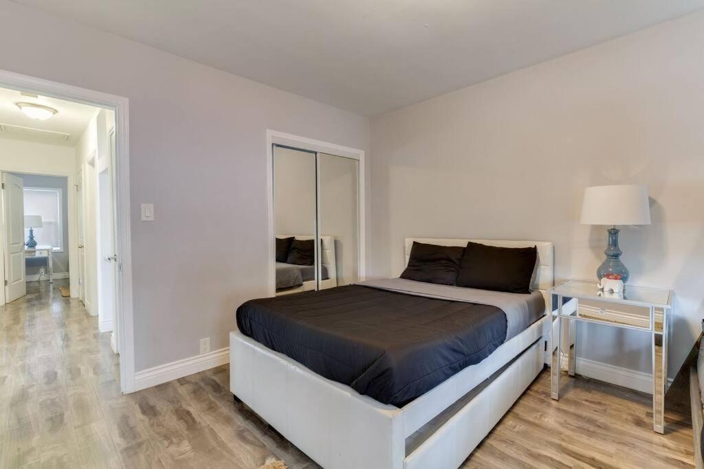 Picfair Village Modern Glam House Los Angeles