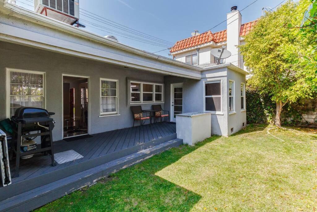 Holiday home Picfair Village Modern Glam House