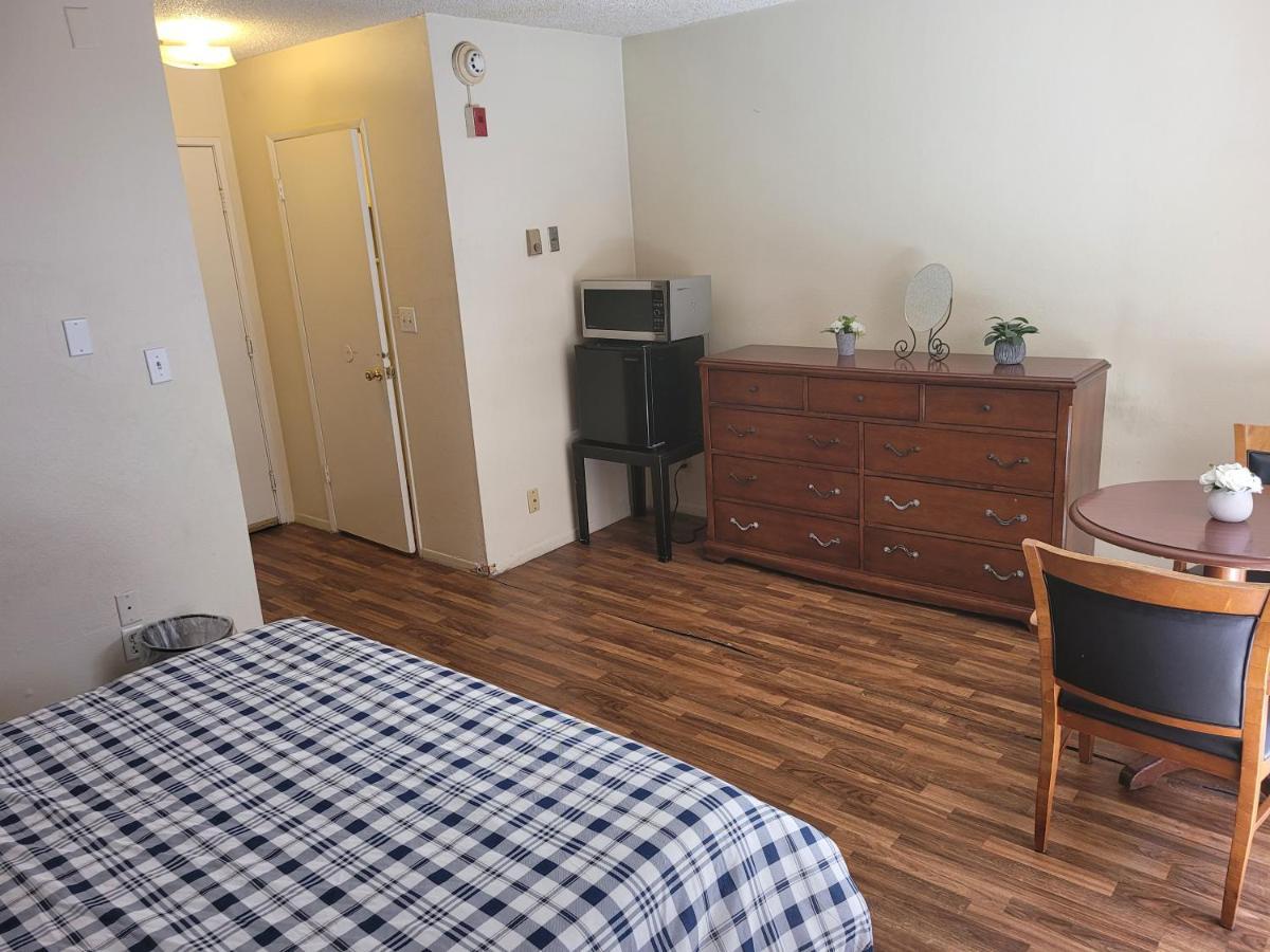 Beverly Hills Style Unit Hotel