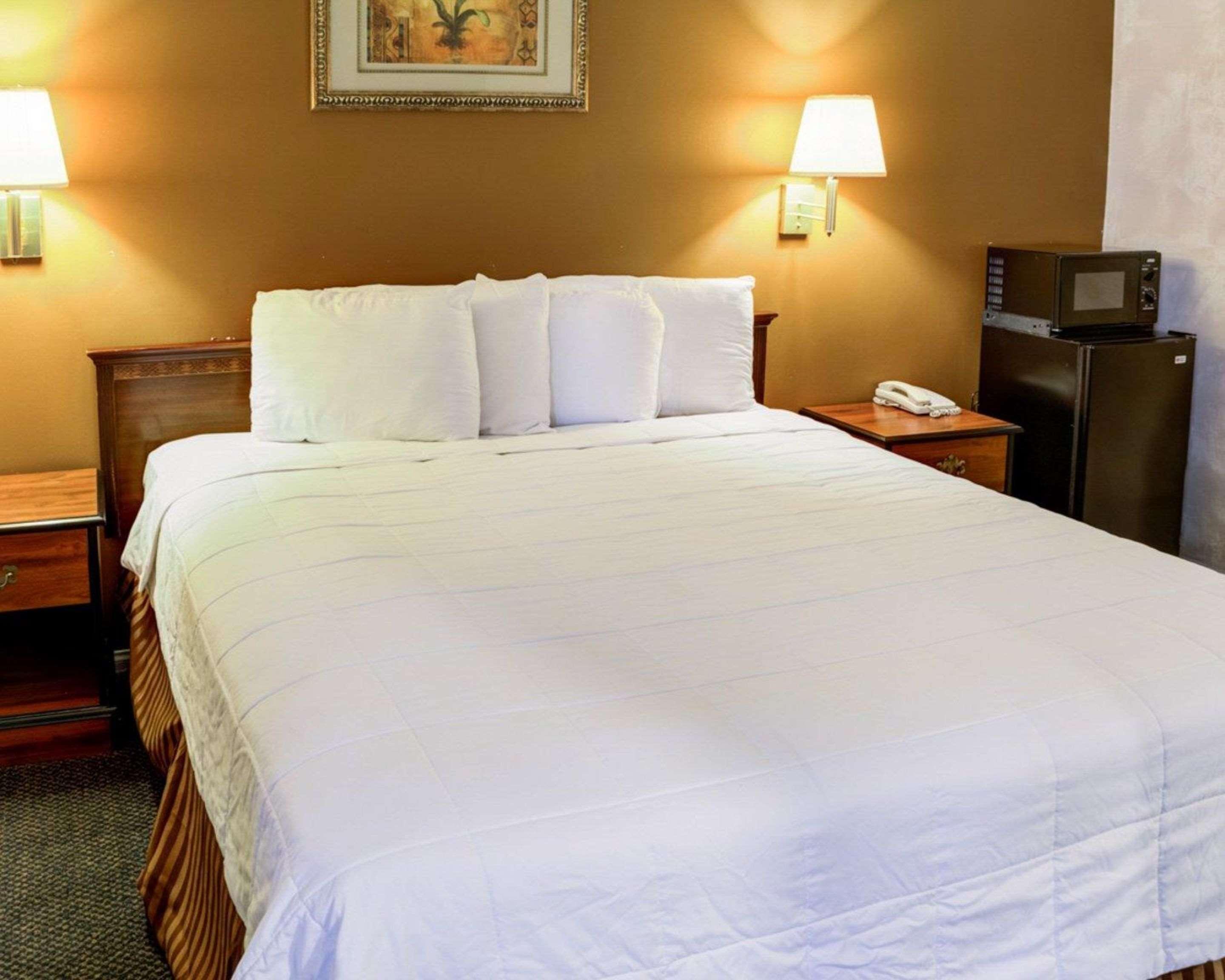 Rodeway Near Venice Beach Inn 3*