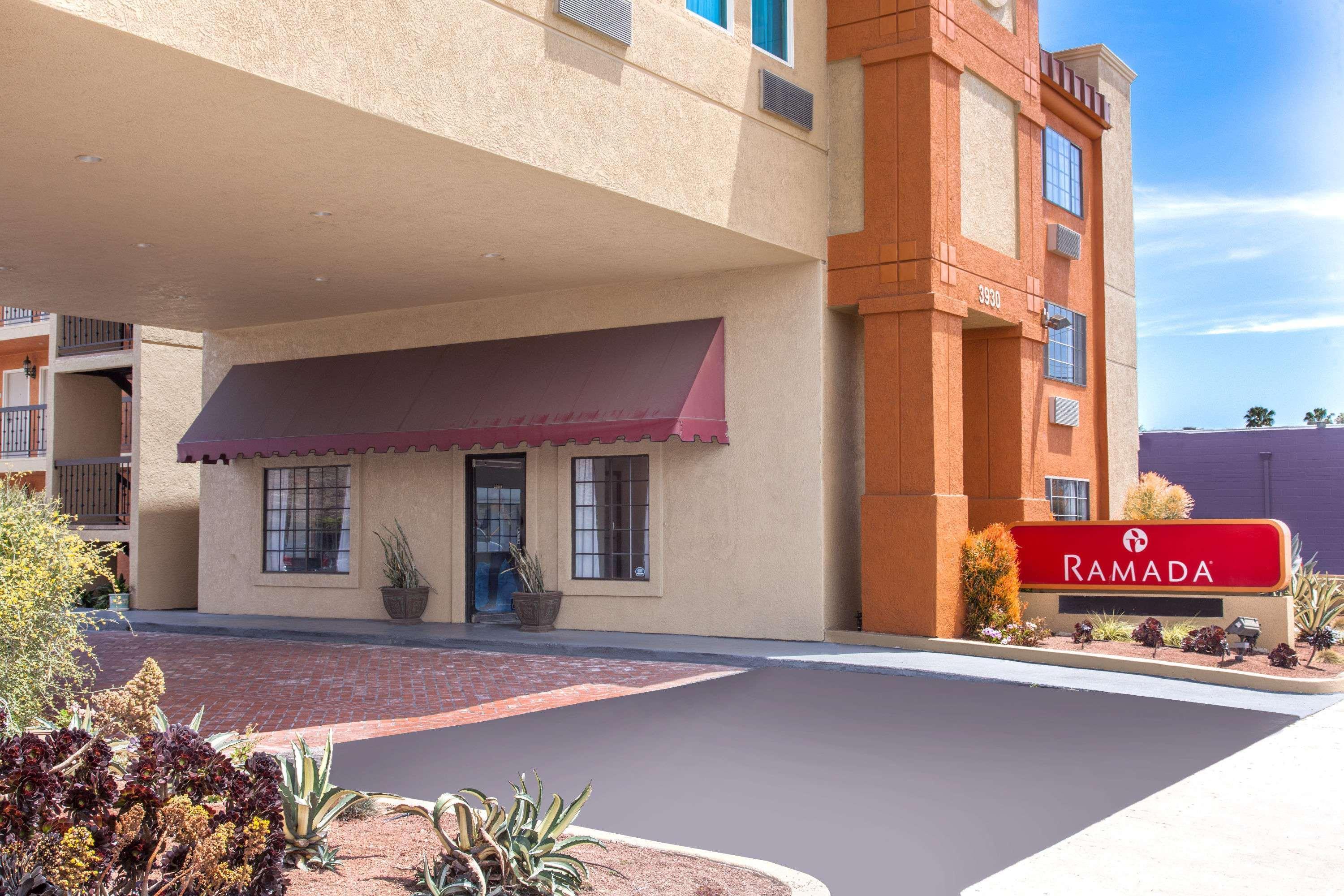 Ramada By Wyndham Culver City 3* Los Angeles