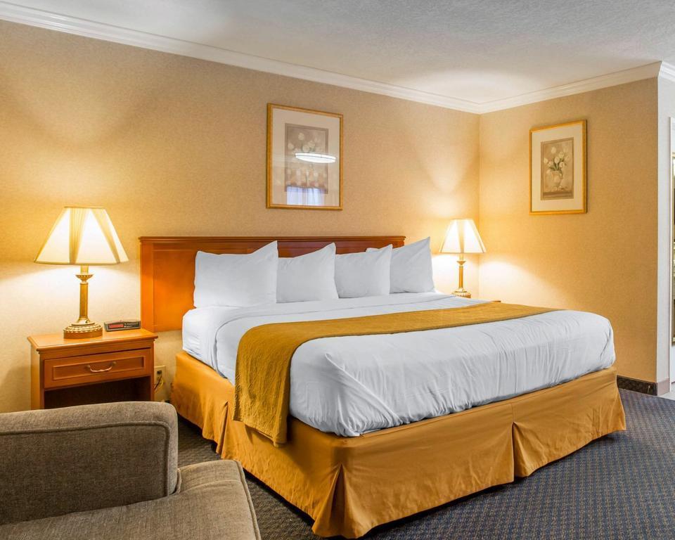 Inn Quality Near Hollywood Walk Of Fame 2*