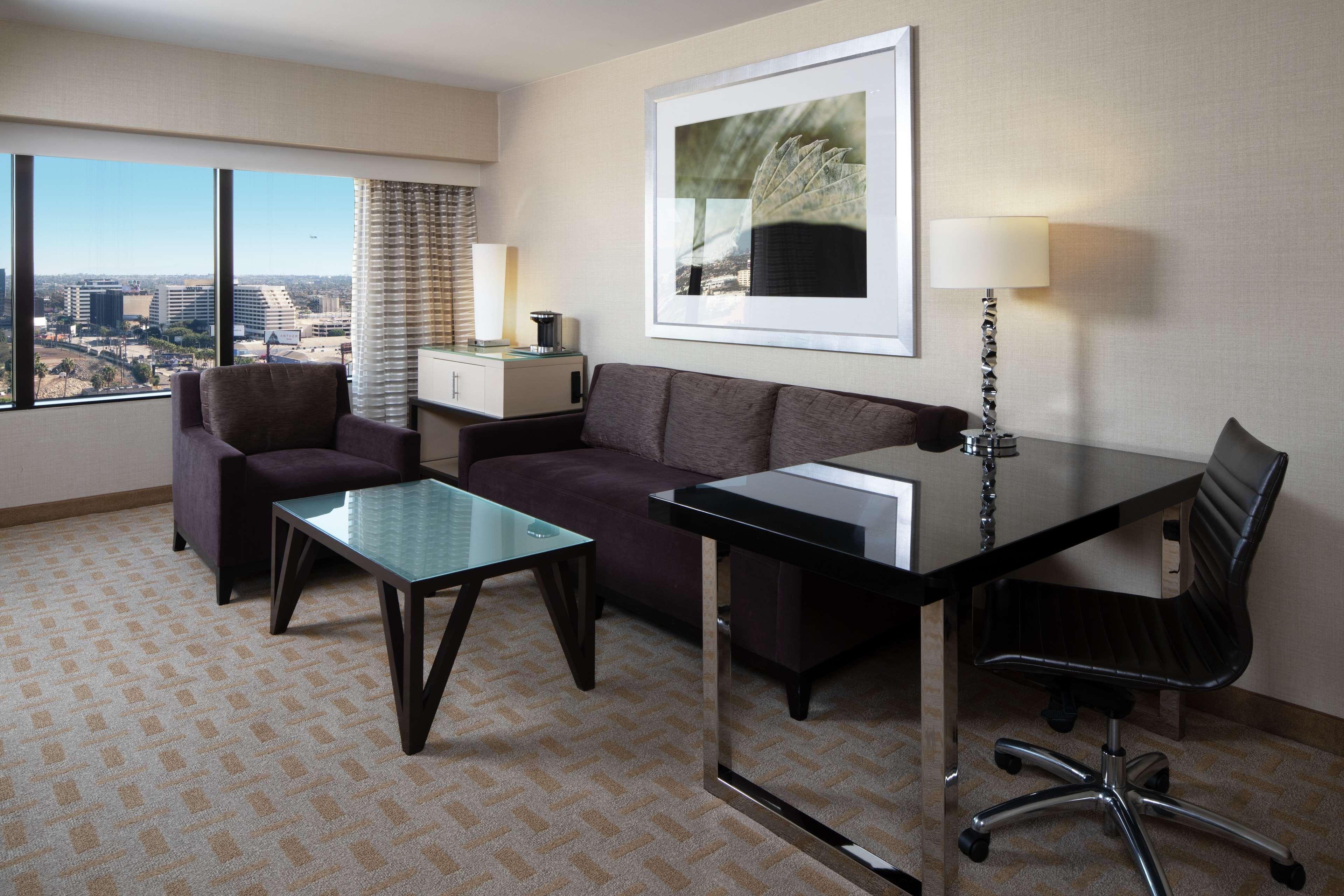 Hilton Airport 4* Los Angeles