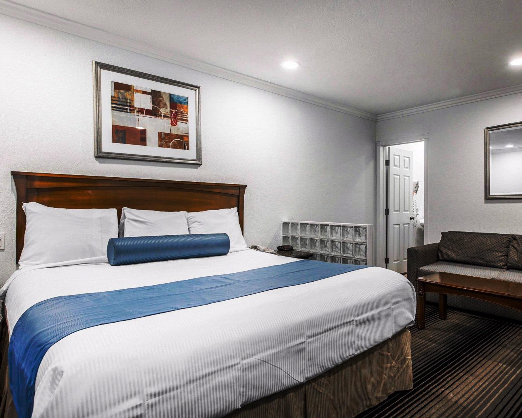 Hotel Dreamscape Pacific Coast Highway 2*