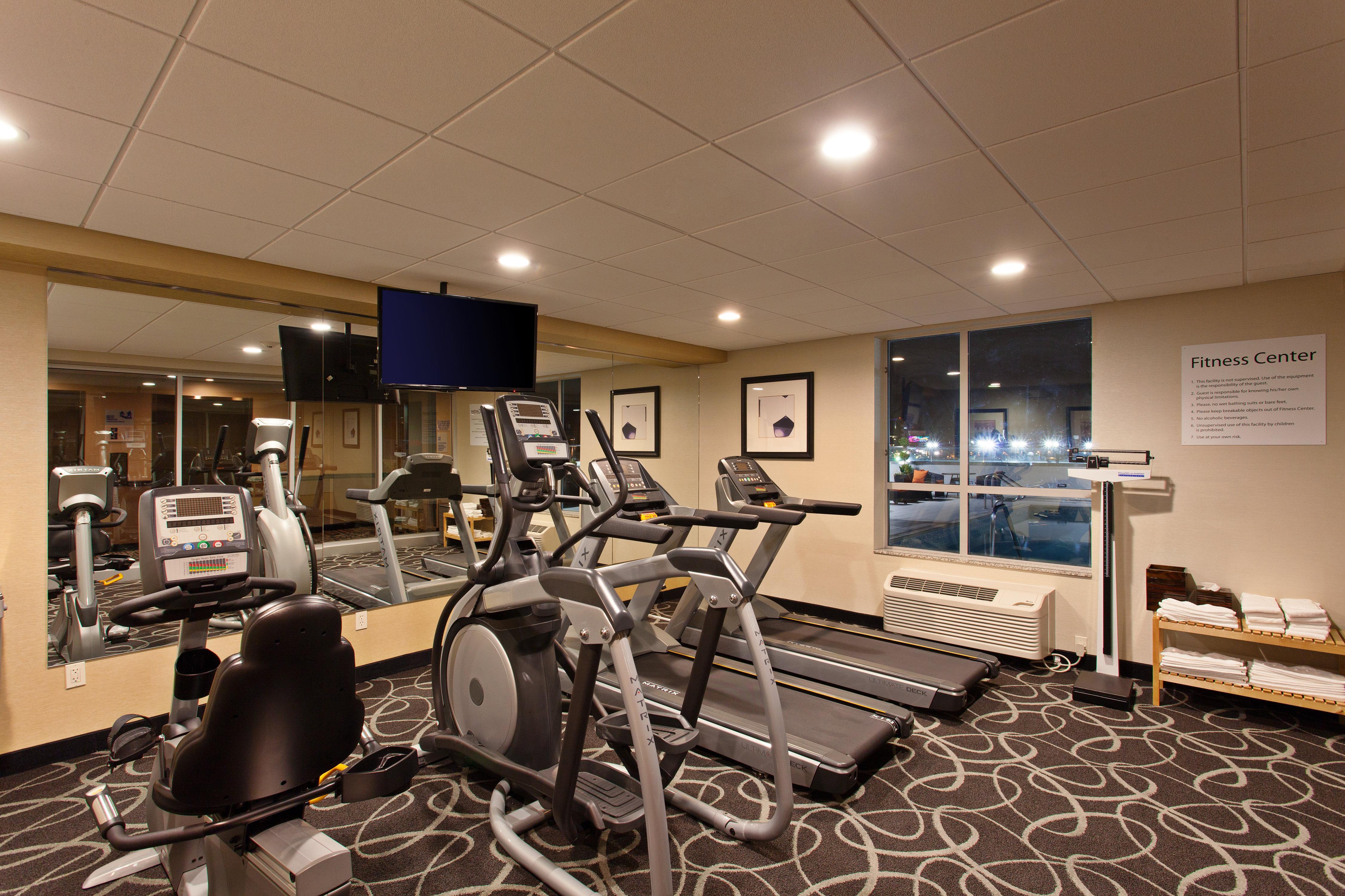 Hotel Express North Hollywood - Burbank Area By Ihg Los Angeles