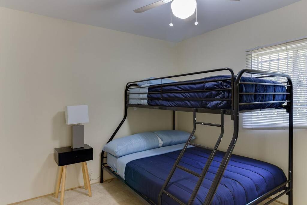3 Bedroom Mid-wilshire Charmer Near Downtown *