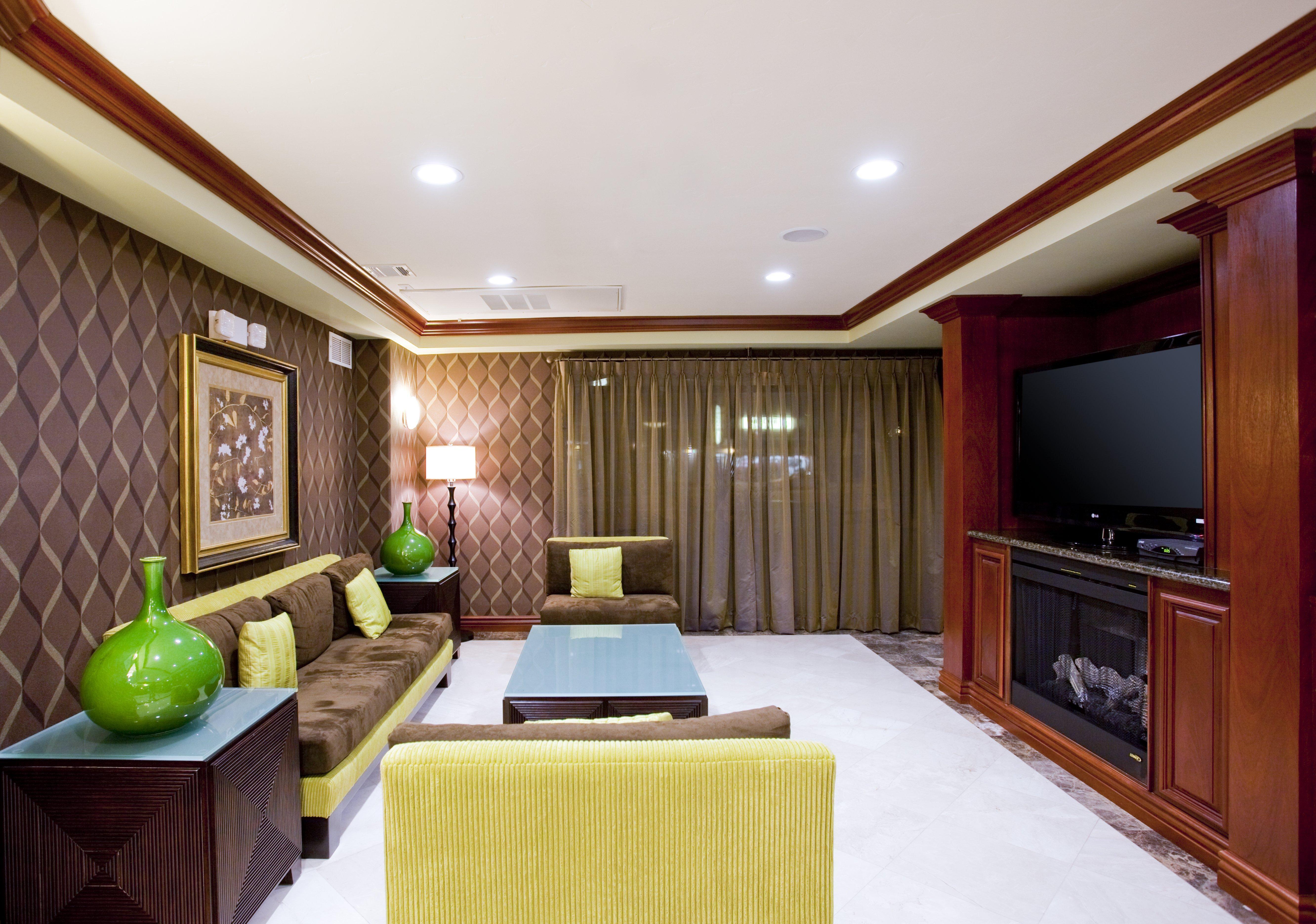 Express & Woodland Hills By Ihg 3* Los Angeles