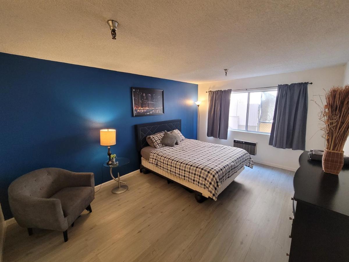 Hotel Deluxe Style Unit