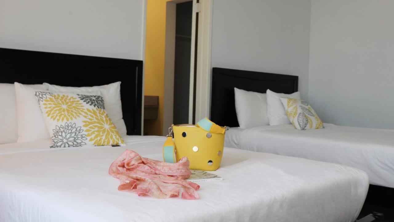 Hometel Hotel 2*