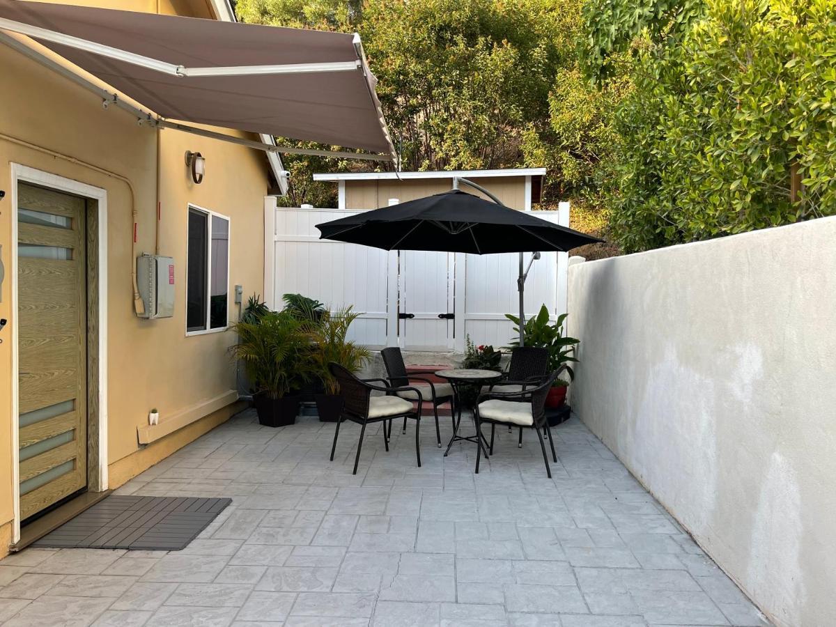 New Contemporary In Hills Los Angeles