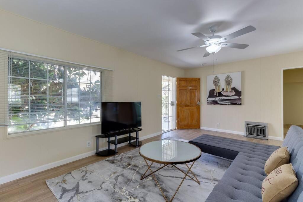 3 Bedroom Mid-wilshire Charmer Near Downtown * Los Angeles