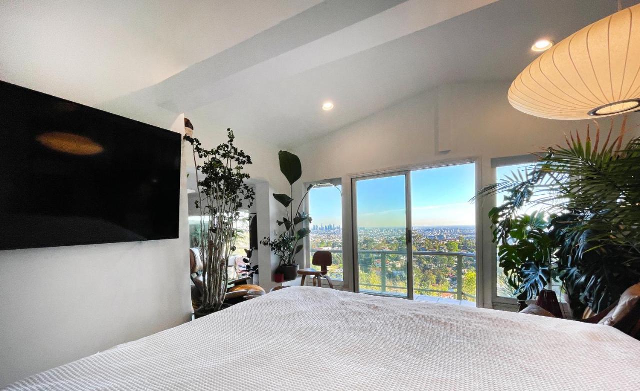 Hollywood Hills 1940s Mansion Guest house Los Angeles