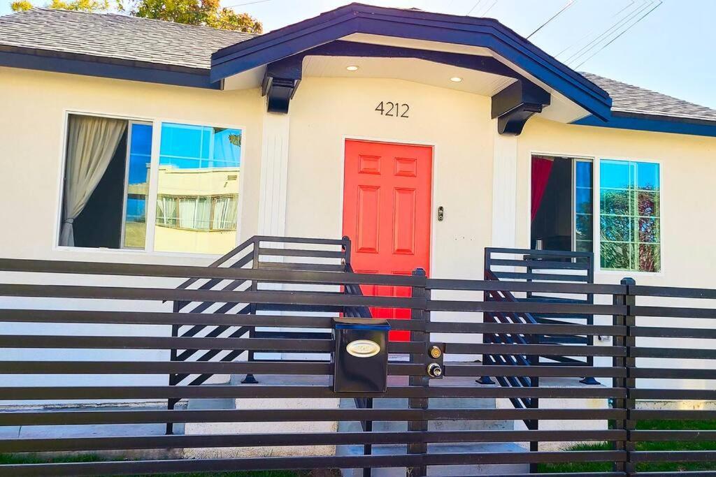 Lovely Little House Near Usc And Downtown La Casa de férias Los Angeles