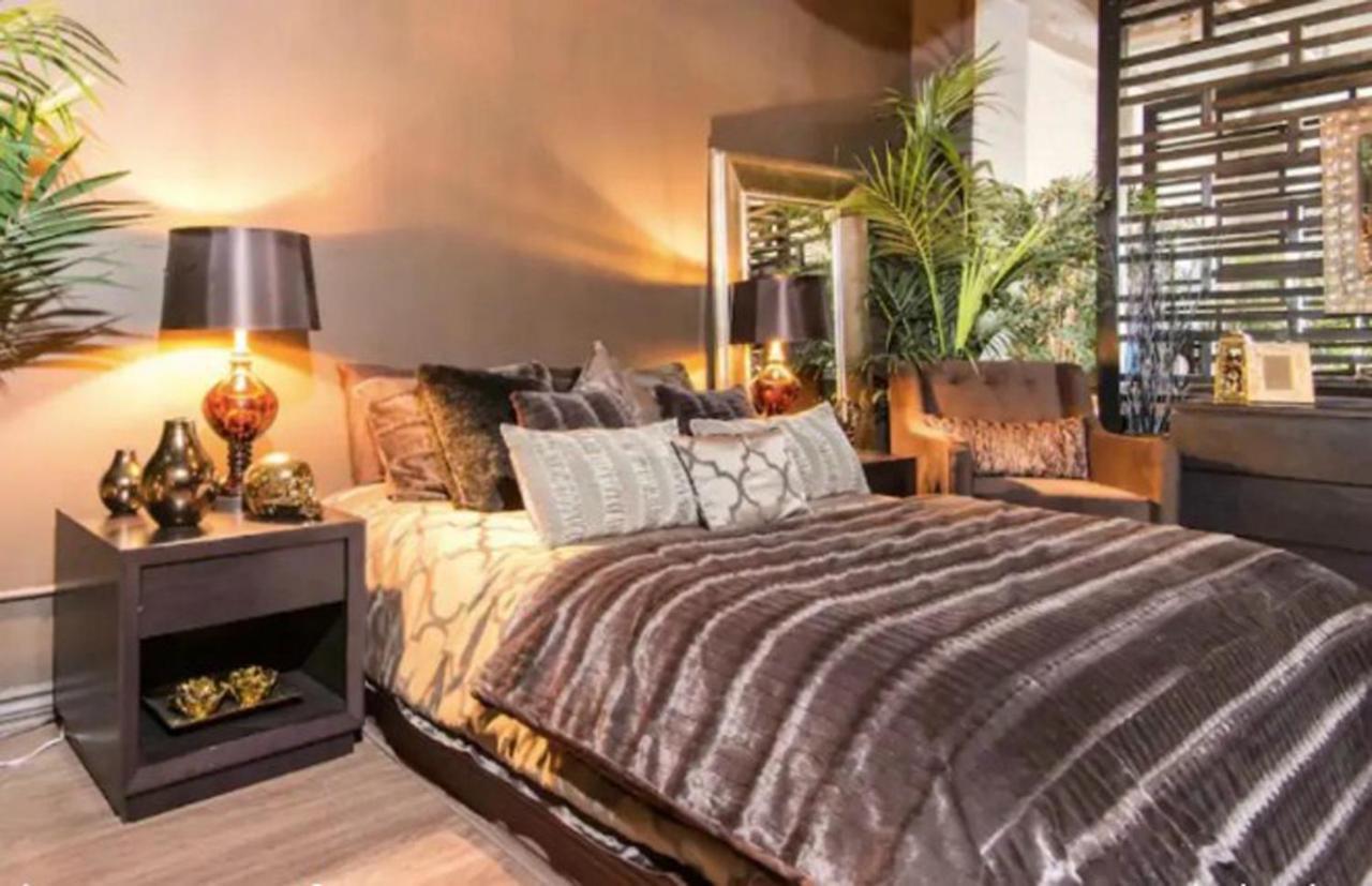Designer Downtown Loft Apartment Los Angeles