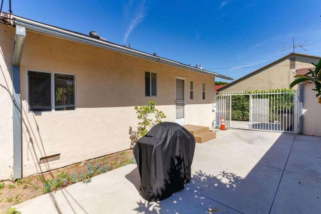 Holiday home 2 Bedroom Mid-wilshire Charmer Close To Downtown Los Angeles
