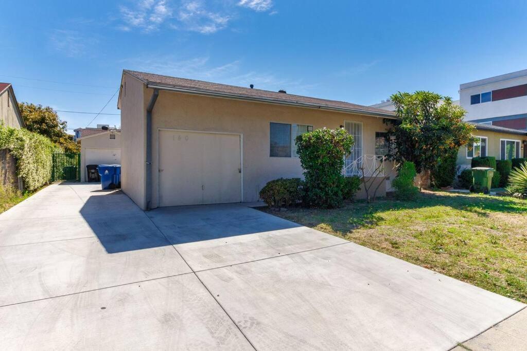Holiday home 2 Bedroom Mid-wilshire Charmer Close To Downtown Los Angeles