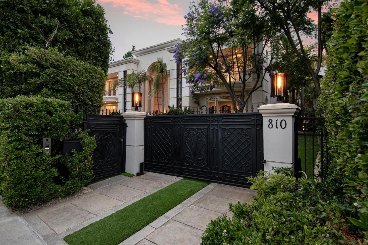 Sophisticated Grand Mansion In Prime Beverly Hills Los Angeles