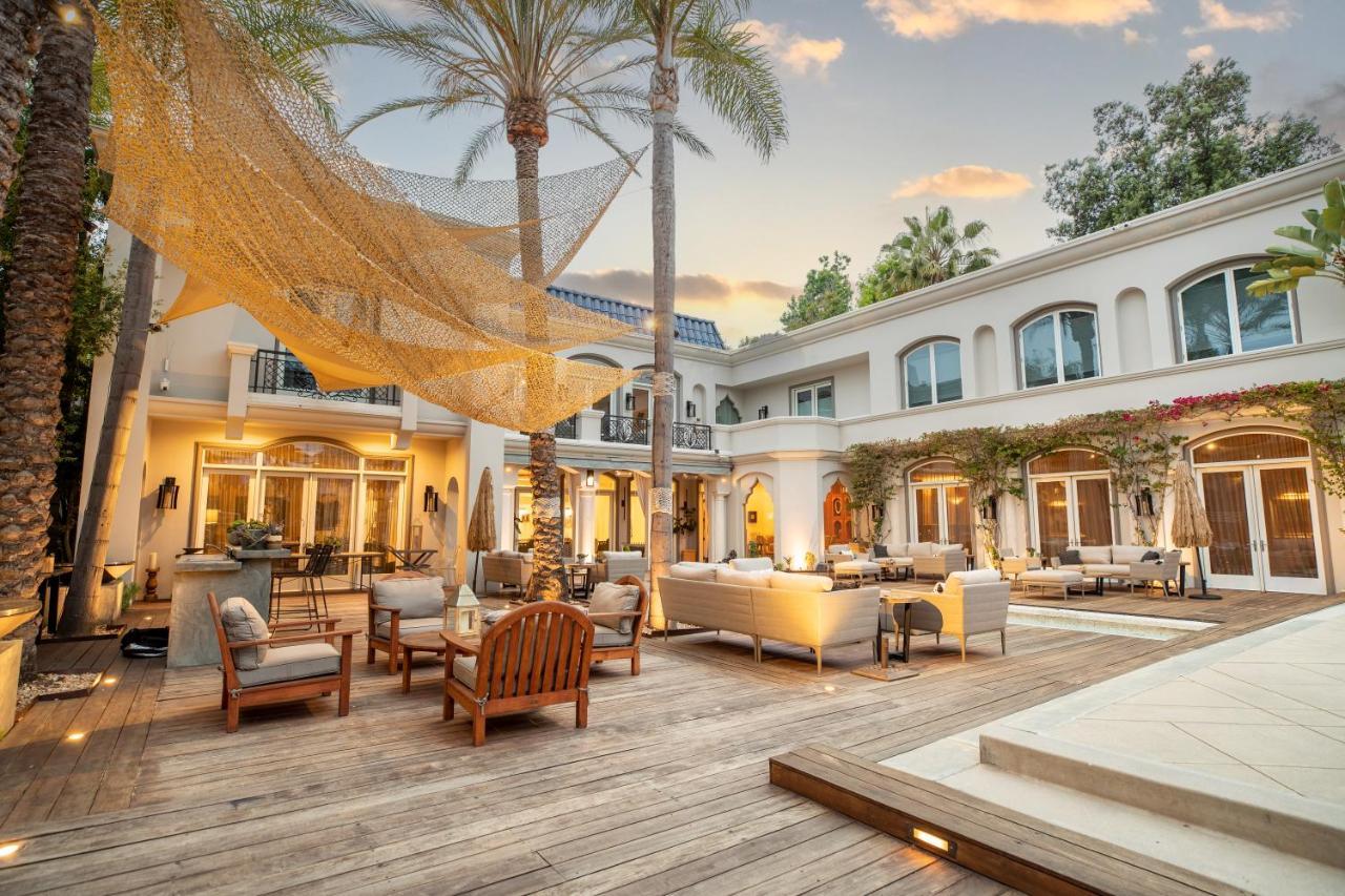 Sophisticated Grand Mansion In Prime Beverly Hills Villa Los Angeles