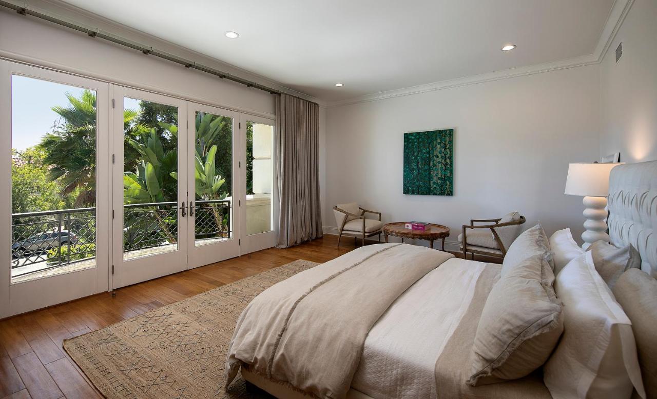 Villa Sophisticated Grand Mansion In Prime Beverly Hills *