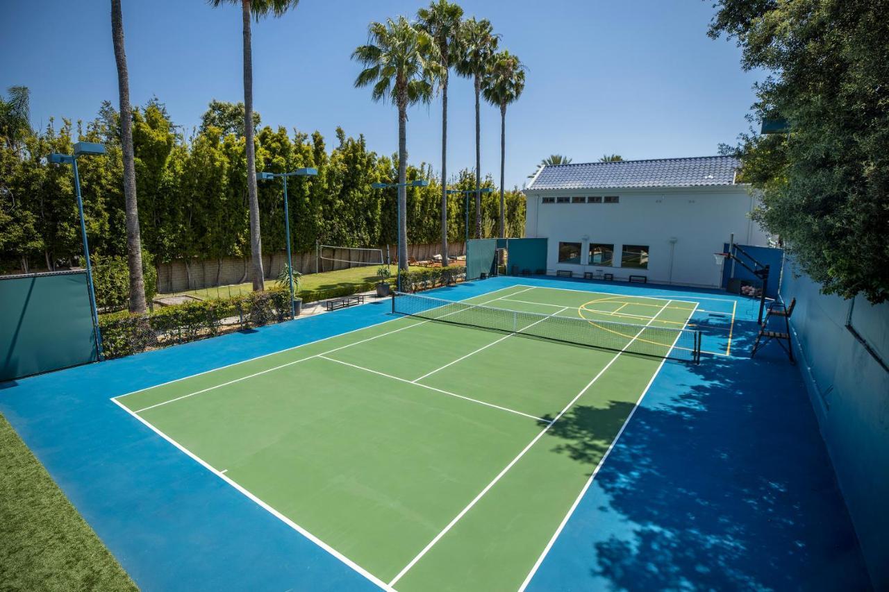 Villa Sophisticated Grand Mansion In Prime Beverly Hills *