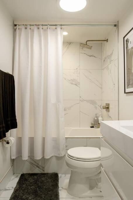 Weho 3bdm Penthouse