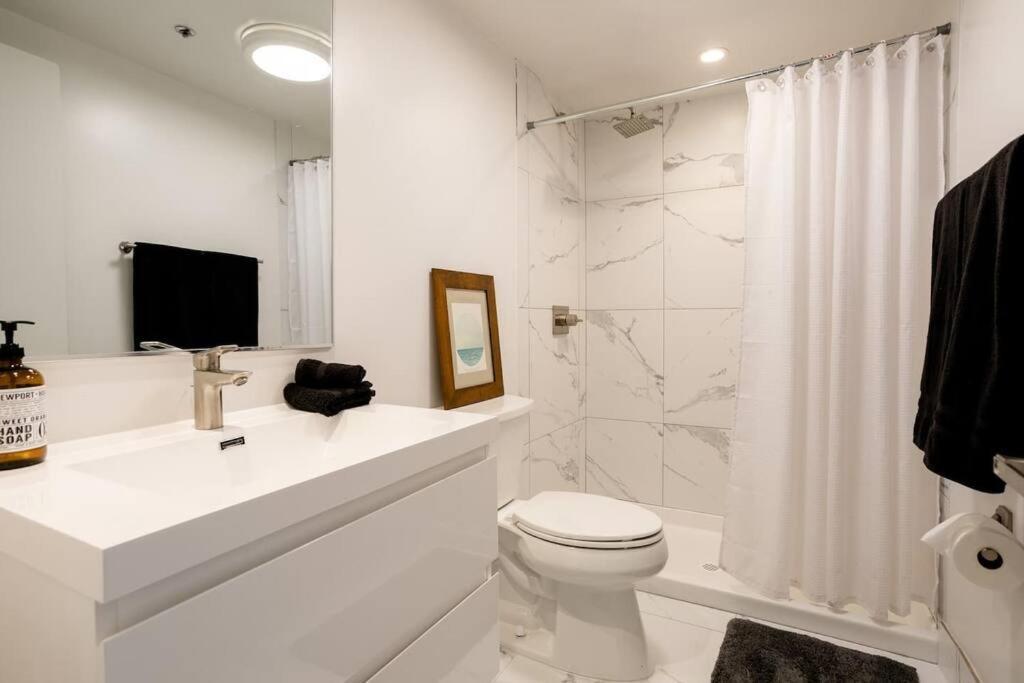 Apartment Weho 3bdm Penthouse