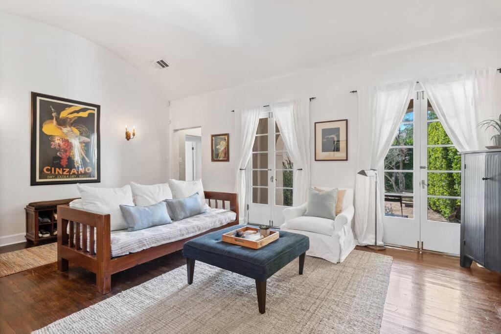 Secluded 4br Spanish Oasis In The Heart Of La Holiday home *