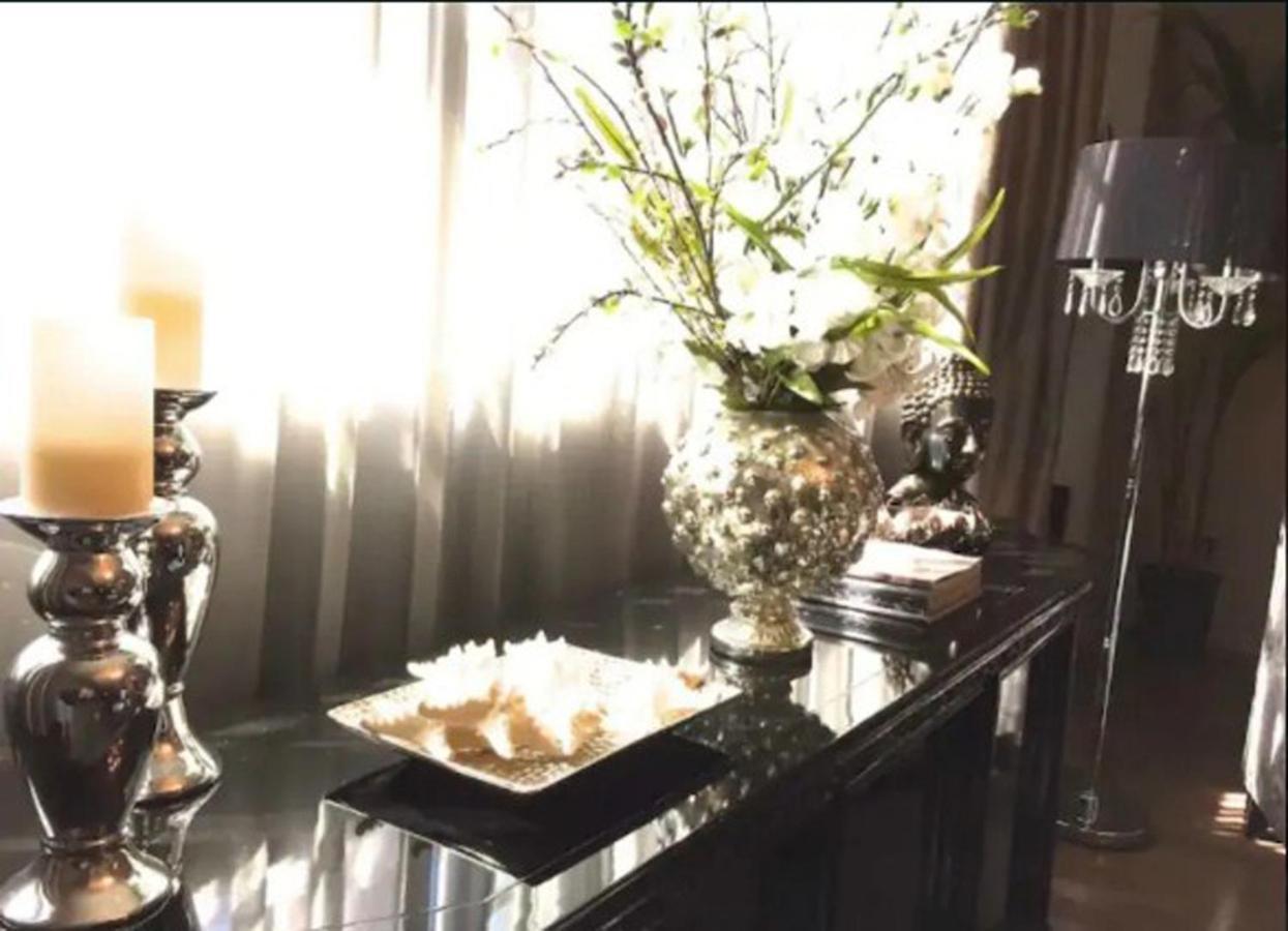 Designer Downtown Loft Apartment Los Angeles