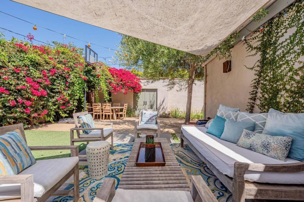 Secluded 4br Spanish Oasis In The Heart Of La