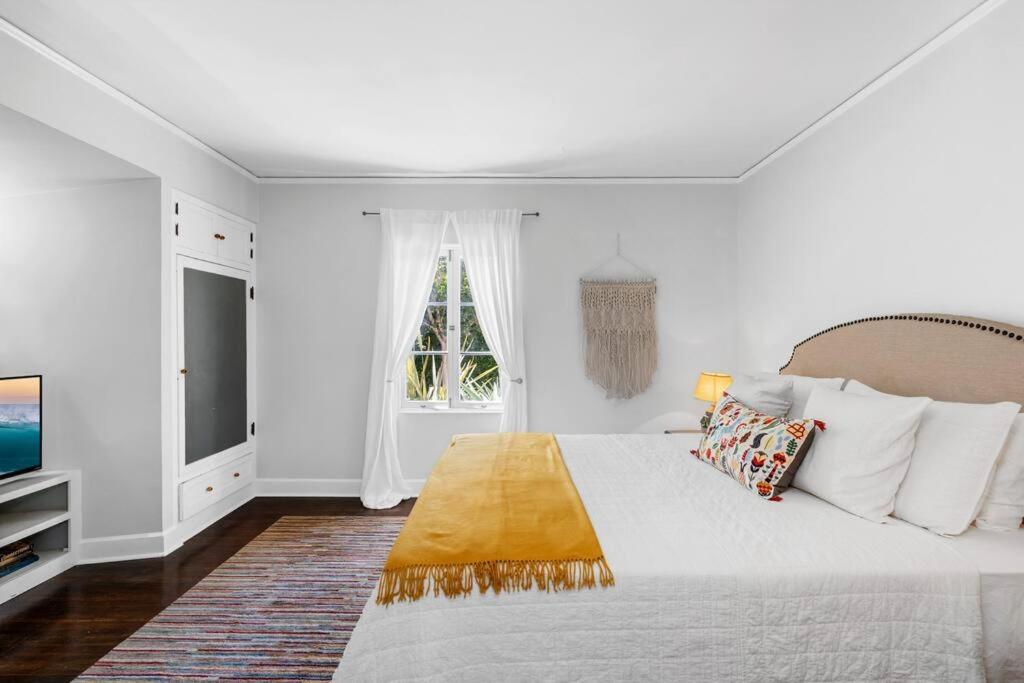 Secluded 4br Spanish Oasis In The Heart Of La Los Angeles