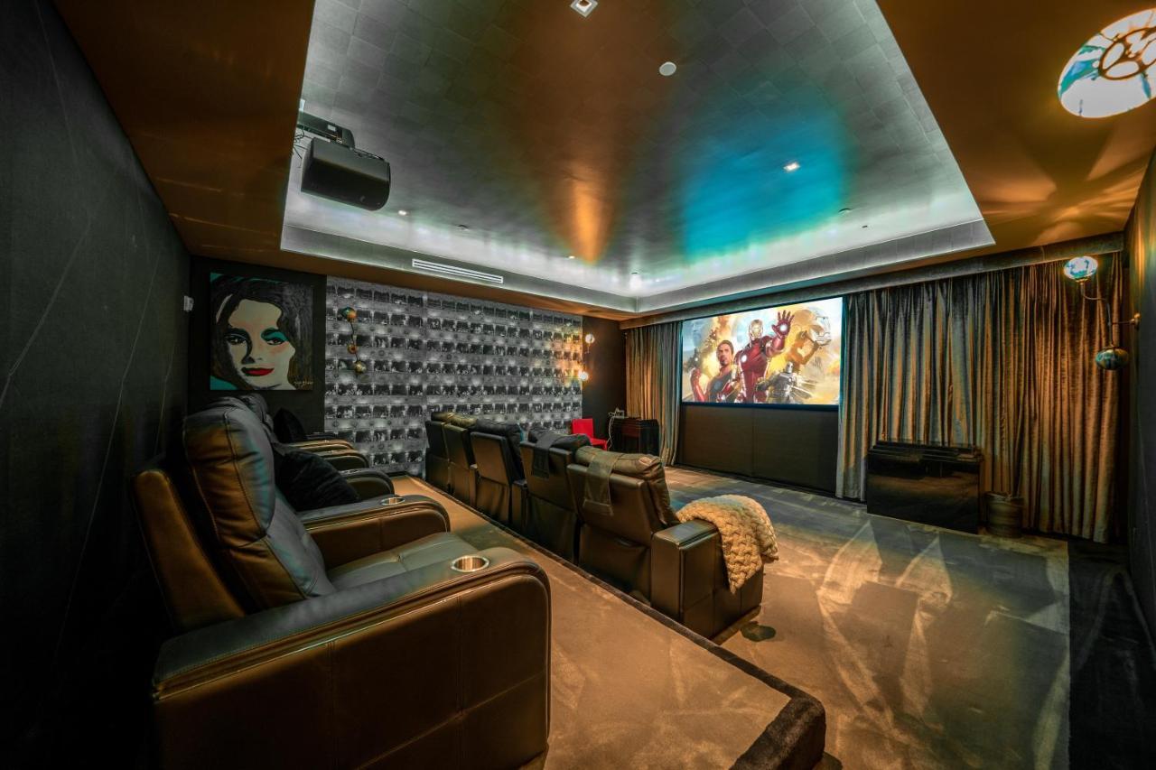Ultra-modern Mansion In The Heart Of Beverly Hills Villa *