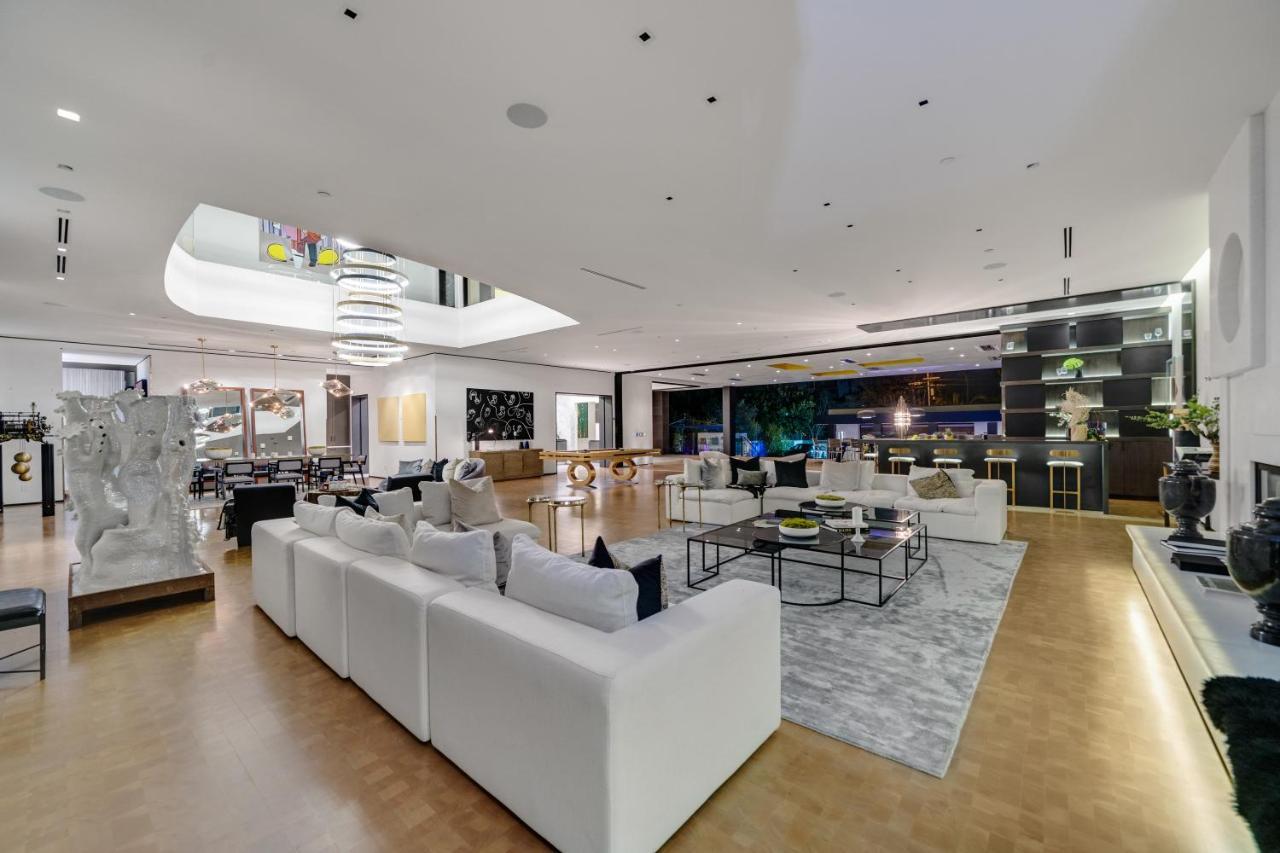 Ultra-modern Mansion In The Heart Of Beverly Hills * Los Angeles