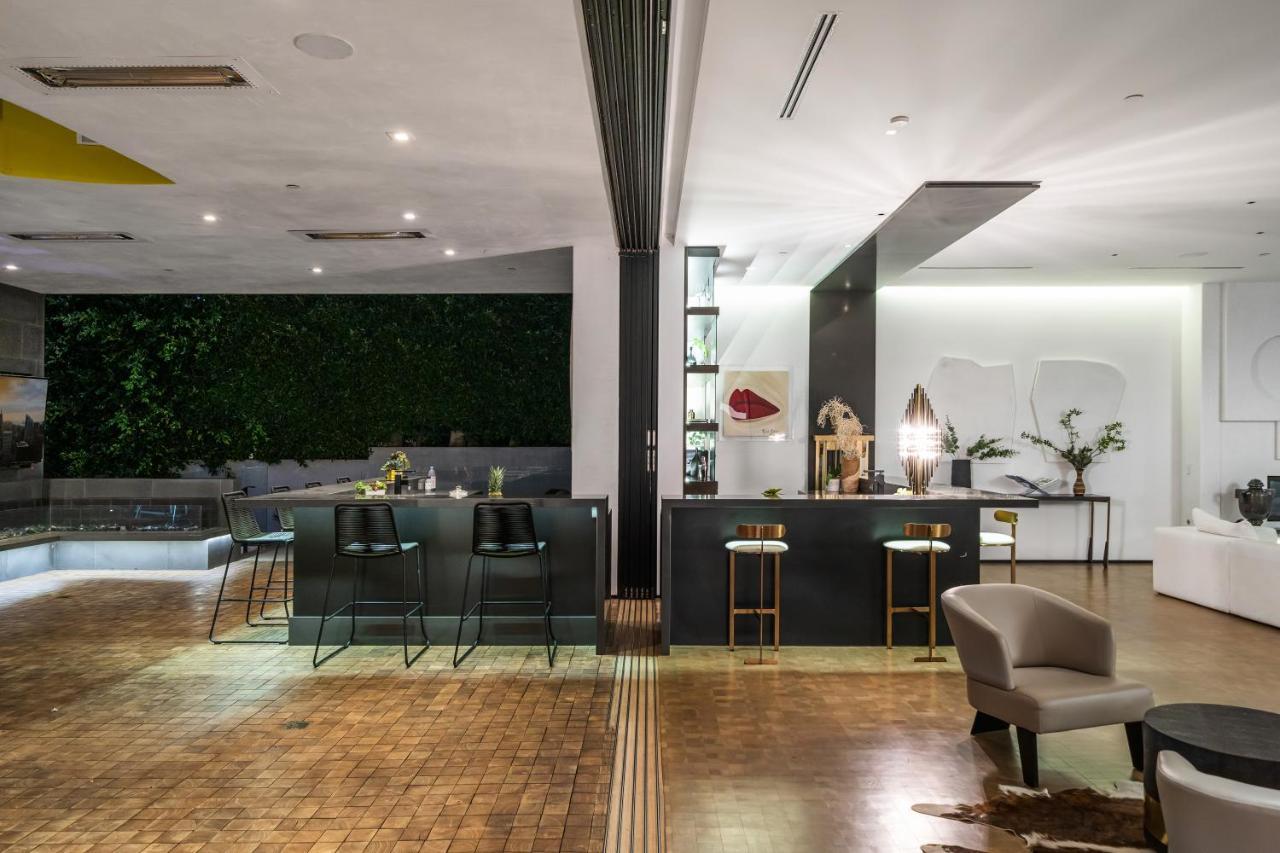 Ultra-modern Mansion In The Heart Of Beverly Hills Villa *