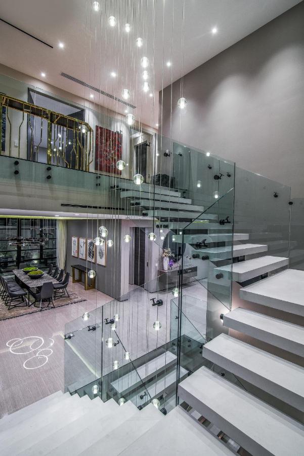 Beverly Hills Majestic Modern Mansion * Los Angeles