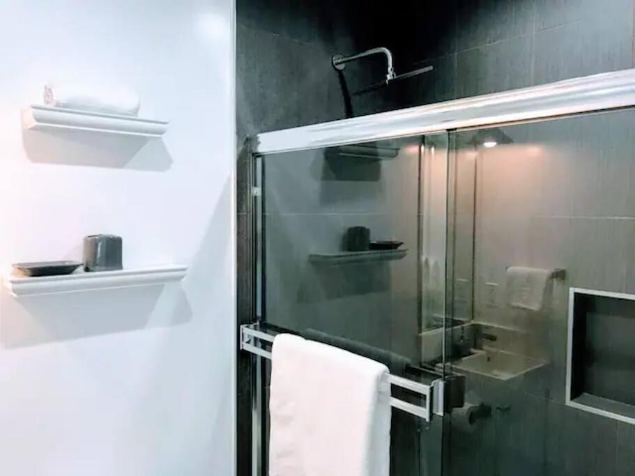 4br Townhouse In Mid City -cr1 Casa de férias