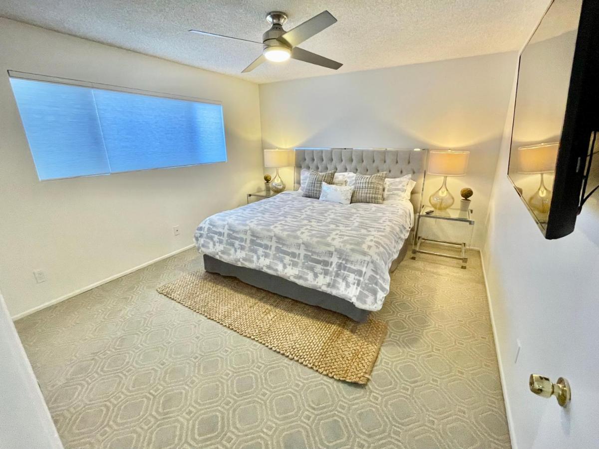 Luxking2bd2cargarageinstnthotwaterdesignercarpet Apartment