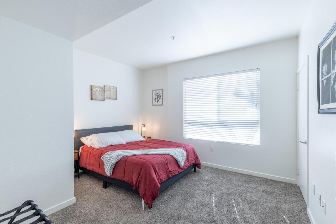 Apartment Heaven On Hollywood Furnished *