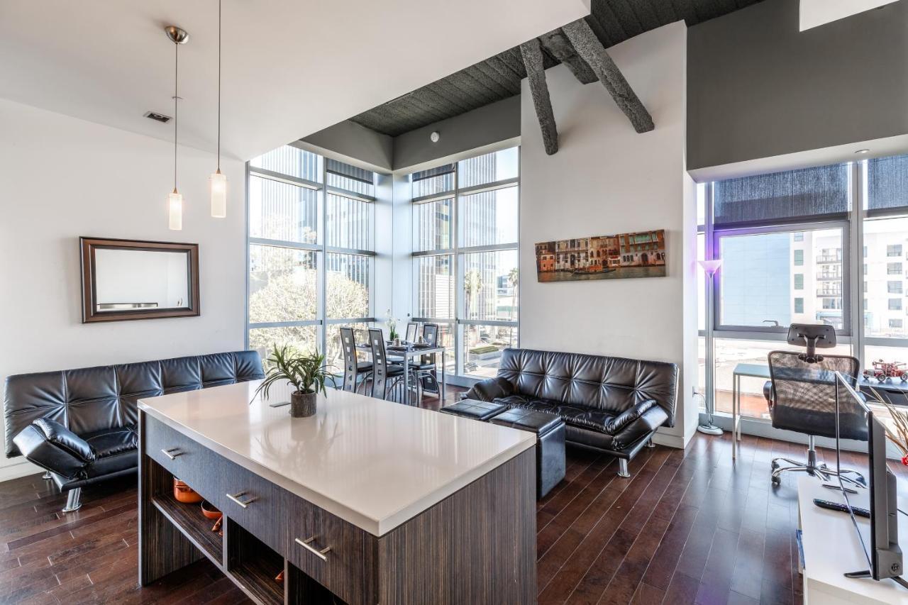 Apartment Heaven On Hollywood Furnished